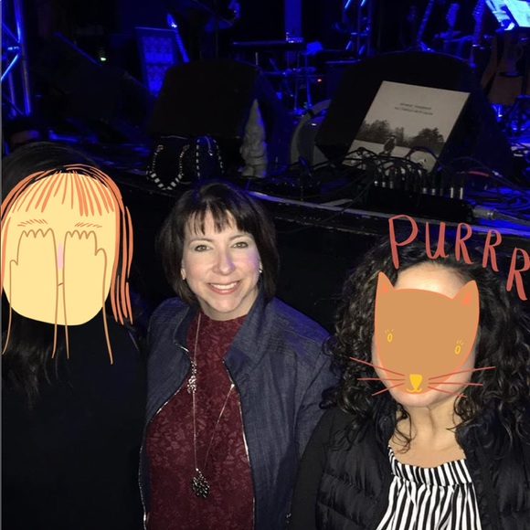 Meet your Posher, Jennifer - Picture 5 of 5